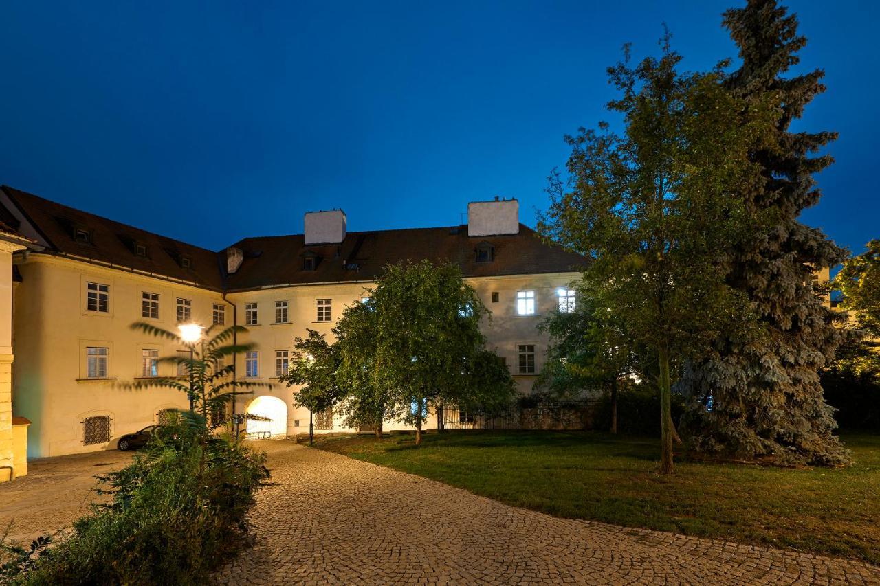 Downtown Suites Mala Strana Prag Exterior foto